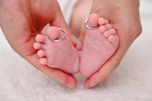 白沙宝宝发烧手心比额头烫